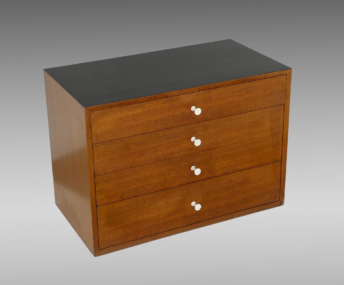 GEORGE NELSON 4-DRAWER MODERN CHEST: GEORGE NELSON 4-DRAWER MODERN CHEST: 4-drawer modern chest designed by George Nelson for Herman Miller. Top surface has a black textured vinyl over 4 drawers with white pull handles. Top drawer has 6 