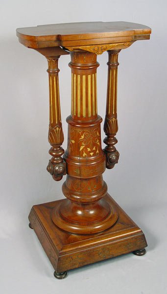 AESTHETIC / VICTORIAN PEDESTAL STAND