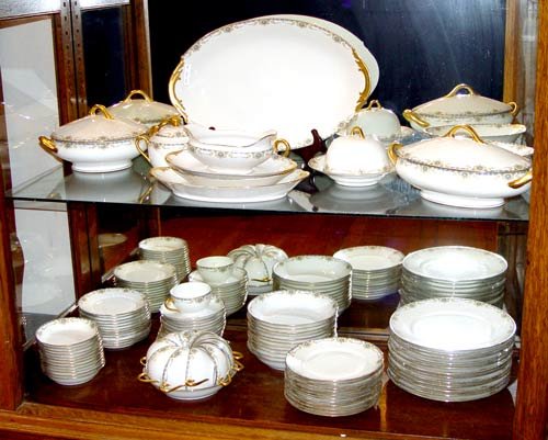 FRENCH LIMOGES FINE CHINA SERVICE 92 pc