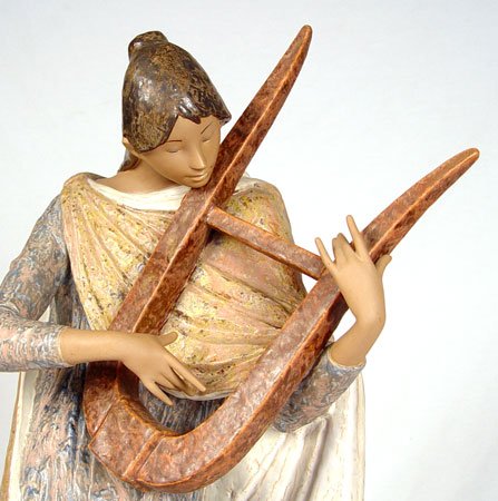 LLADRO LYRIC MUSE 2031 45.5'' TALL 360 of 400 - 3