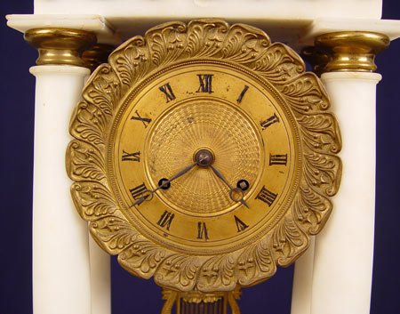 WHITE MARBLE PILLAR MANTLE CLOCK - 3