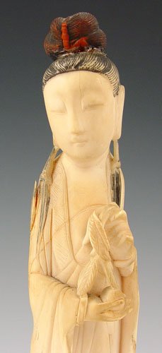 2 CHINESE CARVED IVORY FIGURES - 3