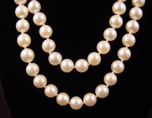 52'' STRAND OF 8.00 MM CULTURED PEARLS - 2
