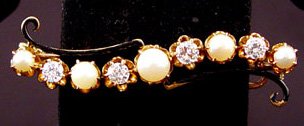 14K PEARL DIAMOND & ENAMEL PIN .7CTW 8.5 GR.