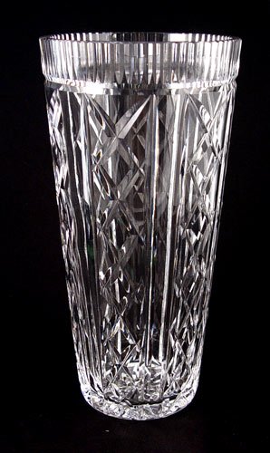 14" TALL WATERFORD CUT CRYSTAL VASE