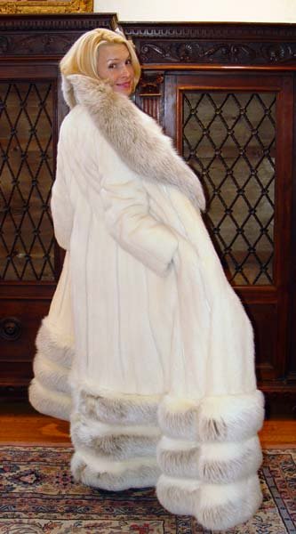 FULL LENGTH WHITE MINK FUR COAT - 2