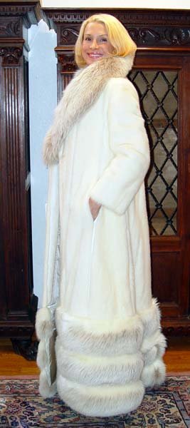 FULL LENGTH WHITE MINK FUR COAT - 3