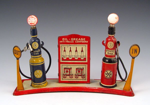1930'S TIN LITHO MARX GAS LIGHT UP GAS PUMPS