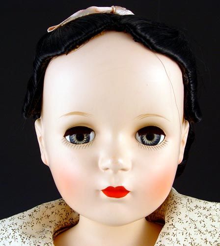 21" CA. 1952 MADAME ALEXANDER SNOW WHITE DOLL