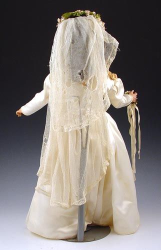 21" HARD PLASTIC MADAME ALEXANDER BRIDE DOLL - 3