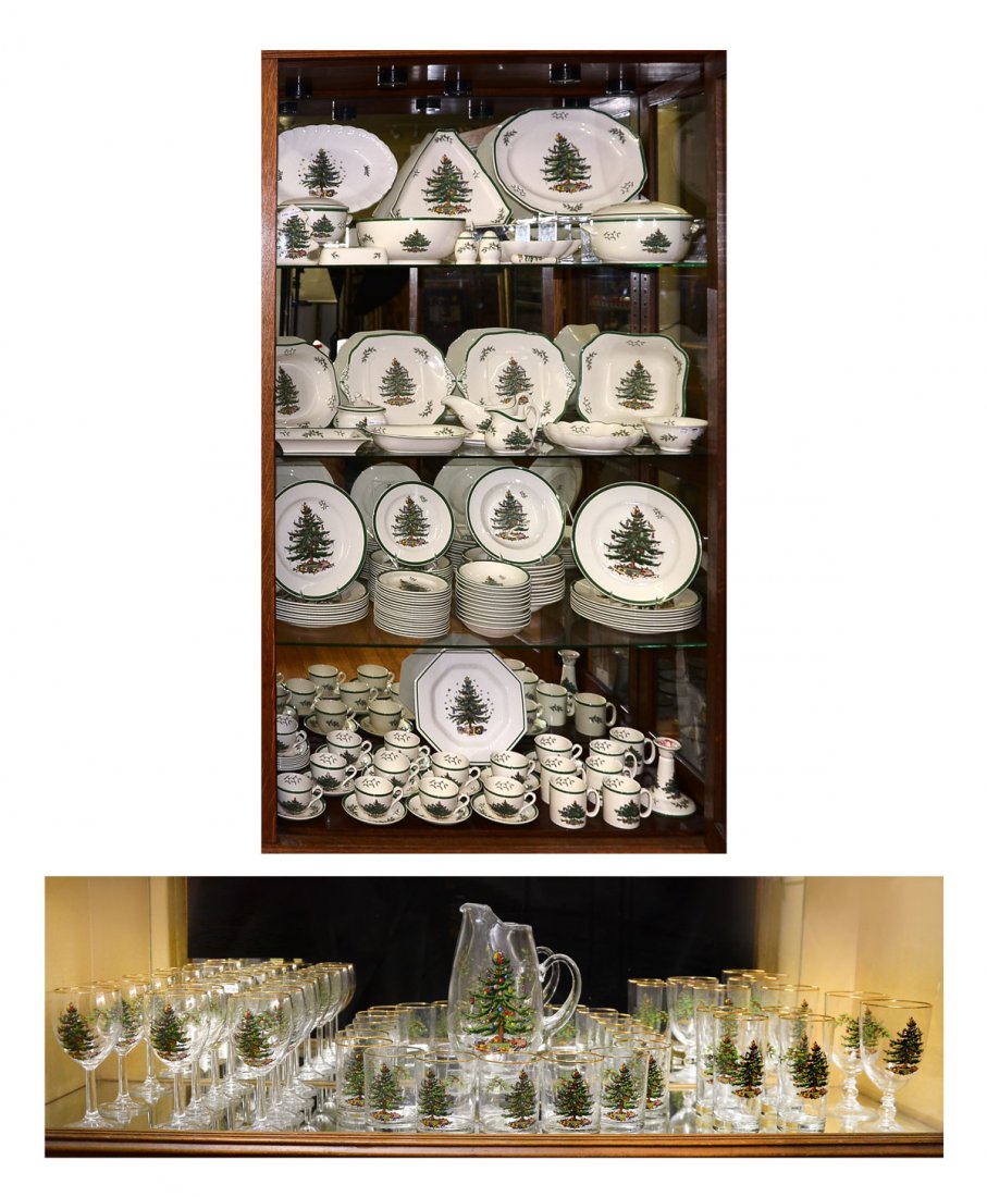 OVER 100 PIECES OF SPODE CHRISTMAS CHINA & CRYSTAL: OVER 100 PIECES OF SPODE CHRISTMAS CHINA & CRYSTAL: 1) 18 each dinner plates, 6.5" bread plates & 7.75" salad plates; 2) 12 each 9" soup bowls and 6.25" cereal bowls; 3) 12 tea cups with 18 saucers; 4