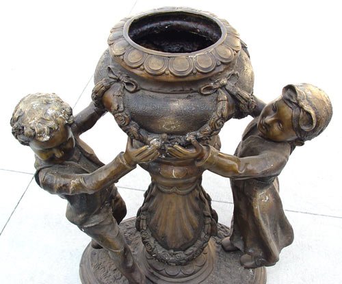 LARGE BRONZE GARDEN FOUNTAIN - 2