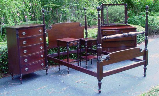 5 PIECE YOUTHS MAHOGANY BEDROOM SET: 5 PIECE YOUTHS MAHOGANY BEDROOM SET: To include pineapple post BED, headboard and footboard measures 59 1/2" high x 54" wide, 5 drawer tall CHEST measures 45 1/2" high x 31 3/4" wide x 18 1/2" deep, 2