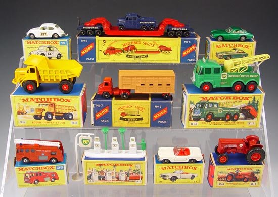 10 ASSORTED LESNEY MATCHBOX CARS WITH BOXES