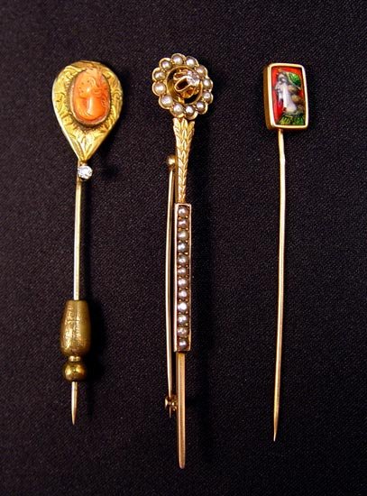 VINTAGE FRENCH PIN SEED PEARL SCEPTER CAMEO GOLD
