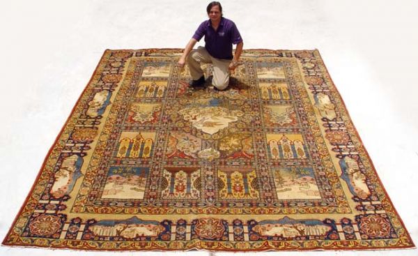 HANDMADE PERSIAN TABRIZ CARPET