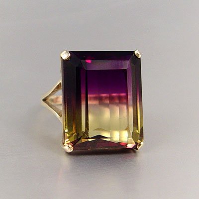 25 CT AMETRINE RING 14k 11.2 GRAMS SIZE 7