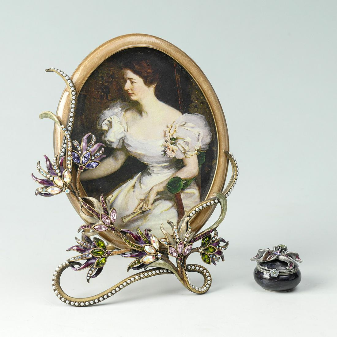 JAY STRONGWATER FRAME & TRINKET BOX: JAY STRONGWATER FRAME & TRINKET BOX: 1) Petite Anemone Trinket box with Swarovski crystals in original box. Sold with original box, bag and $195 price tag; 2) Gorgeous 4'' x 6'' oval frame with Swarov