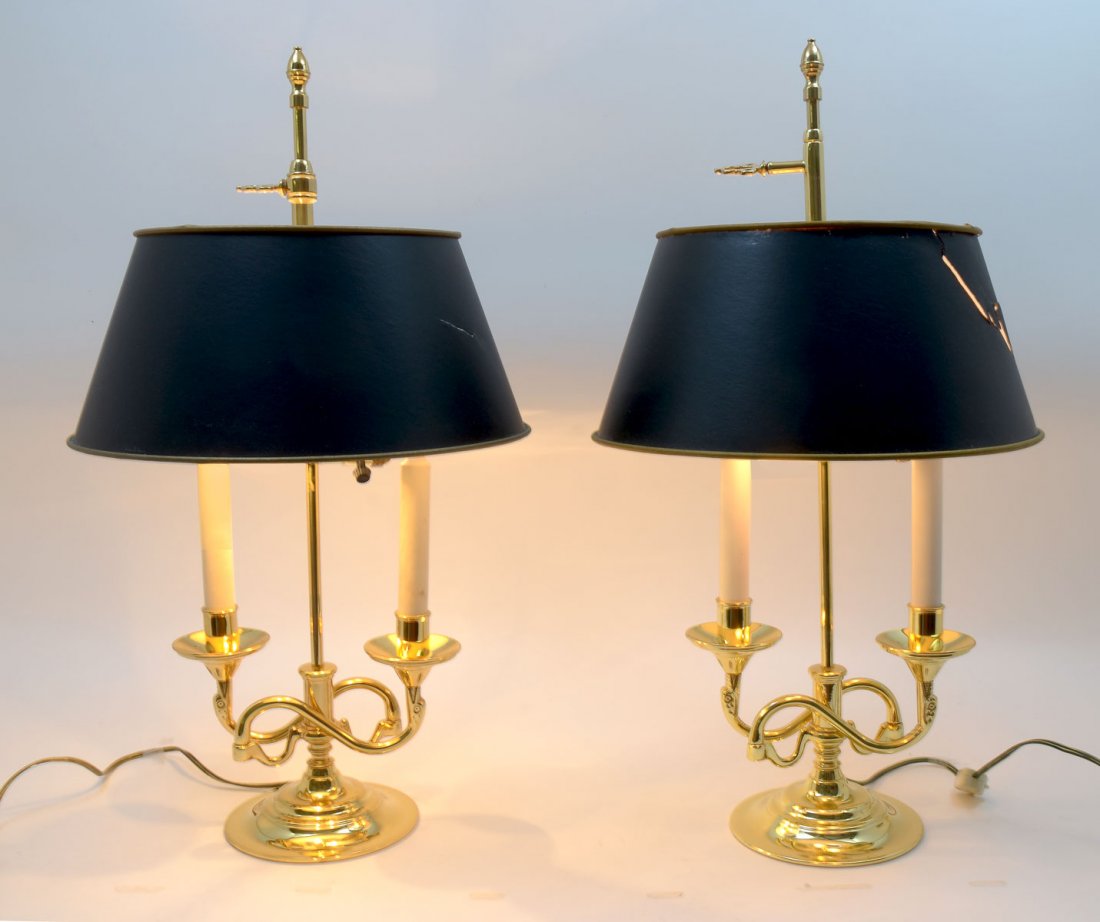 PAIR BALDWIN BRASS SERPENTINE BOUILLOTTE LAMPS: PAIR BALDWIN BRASS SERPENTINE BOUILLOTTE LAMPS: Vintage 23" table lamp has a beautifully scrolled design with a round base, decorative finial and flat black telescoping shade.
