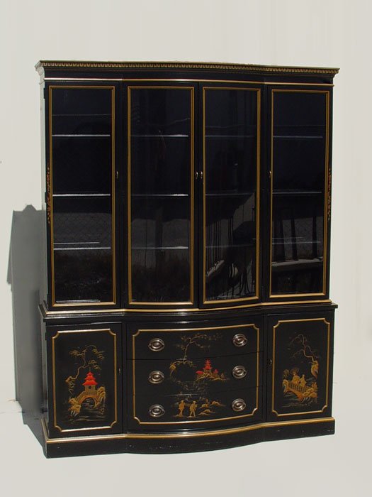 DREXEL CHINOISERIE BLACK CHINA CABINET: DREXEL CHINOISERIE BLACK CHINA CABINET: Bowed center. Two shelves are adjustable, center is stationary, 76"h. x 19" x 16".