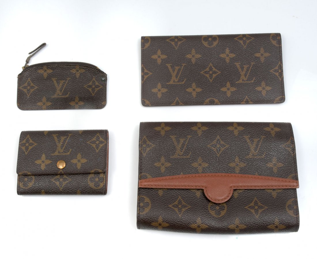 4 PC LOUIS VUITTON MONOGRAM CANVAS ITEMS: 4 PC LOUIS VUITTON MONOGRAM CANVAS ITEMS: 1) Monogram zipper key/change pouch, 2.25" h x 4.25" w; 2) Monogram Porte Monnaie Plat N61930 unisex coin purse/wallet, 3" h x 4" w; 3) Checkbook holder opens