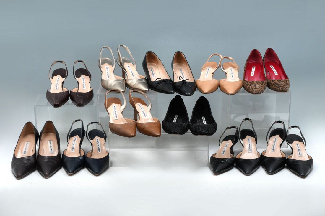 11 PR MANOLO BLAHNIK SHOES: 11 PR MANOLO BLAHNIK SHOES: A collection of Manolo Blahnik size 7 shoes varying in style and color. 7 pair are very similar in style being sling back, with some variation in heel height. Colors includ