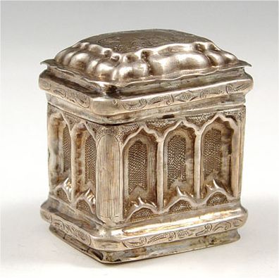 DUTCH FIGURAL SILVER SNUFF / PILL BOX: DUTCH FIGURAL SILVER SNUFF / PILL BOX: .833 Dutch lion passant silver hallmark, unknown makers mark. Architectural form, with engraved designs. Measures 1 3/4" high x 1 5/8" x 1 3/8". Approx. .8 troy 