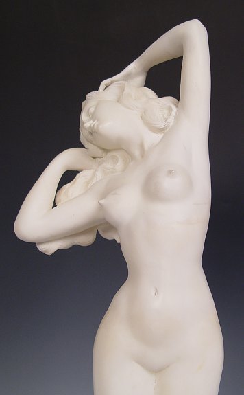 NUDE MARBLE ON WAVE CREST - 3
