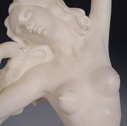 NUDE MARBLE ON WAVE CREST - 8
