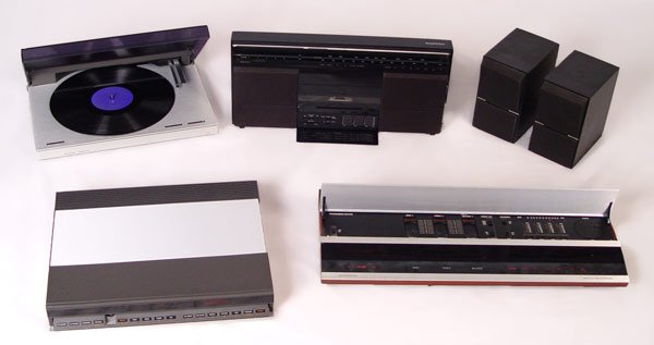 6 PIECE COLLECTION OF BANG & OLUFSEN COMPONENTS: 6 PIECE COLLECTION OF BANG & OLUFSEN COMPONENTS: Includes 1) Beomaster 2400 tuner / amplifier. 2) Beomaster 5000 tuner / amplifier. 3) Beosystem 10 portable radio with tape deck. 4) Beogram 5005 turnt