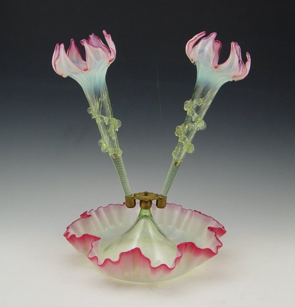 VICTORIAN ART GLASS EPERGNE
