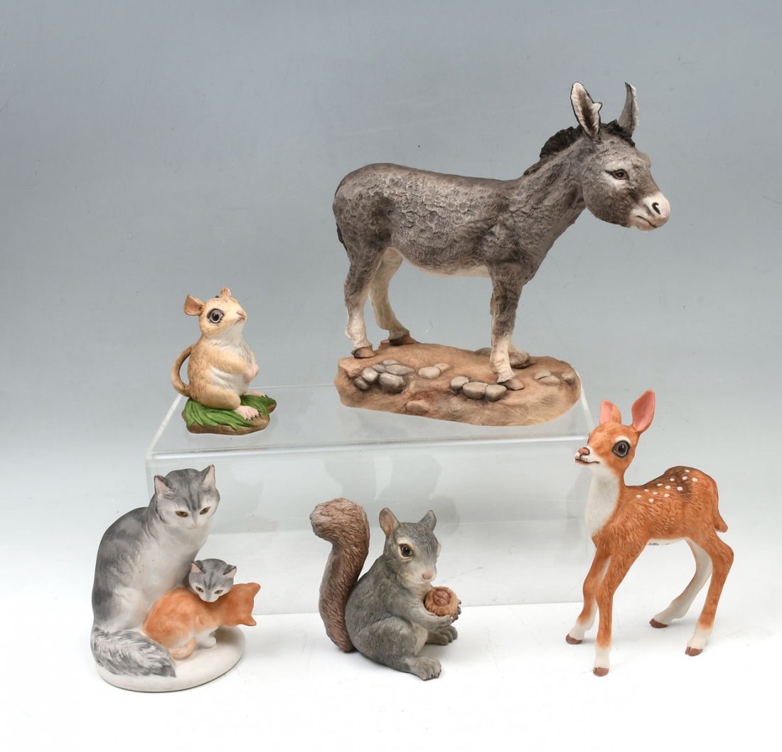 SWEET 5 PC BOEHM ANIMALS: SWEET 5 PC BOEHM ANIMALS: 1) Donkey, 20070; 2) Fawn, 400-90; 3) Squirrel 400-94; 4) Cat with 2 kittens. Just 62 were made this way - edition closed in 1961; 5) Deer Mouse, 400-890.