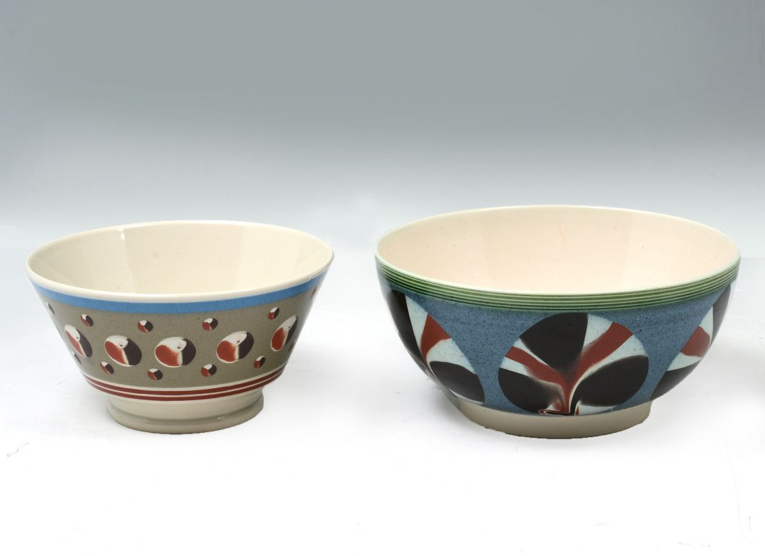 2 DON CARPENTIER MOCHAWARE BOWLS: 2 DON CARPENTIER MOCHAWARE BOWLS: 1- having the Cat's eye glazed pattern. 1- Having a fluted band at rim, over large Cat's eye pattern. Both impressed Carpentier at undersides. Largest Approx. 3.5" h