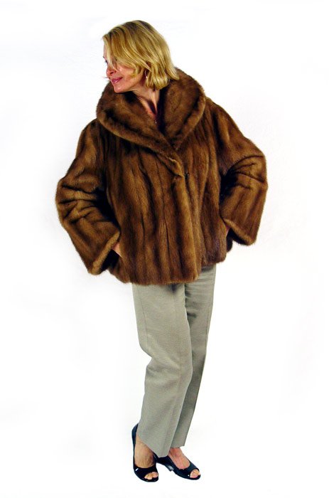 MINK JACKET: BROWN MINK JACKET: Full collar, bell sleeves, 26"l., 19" shoulder width.