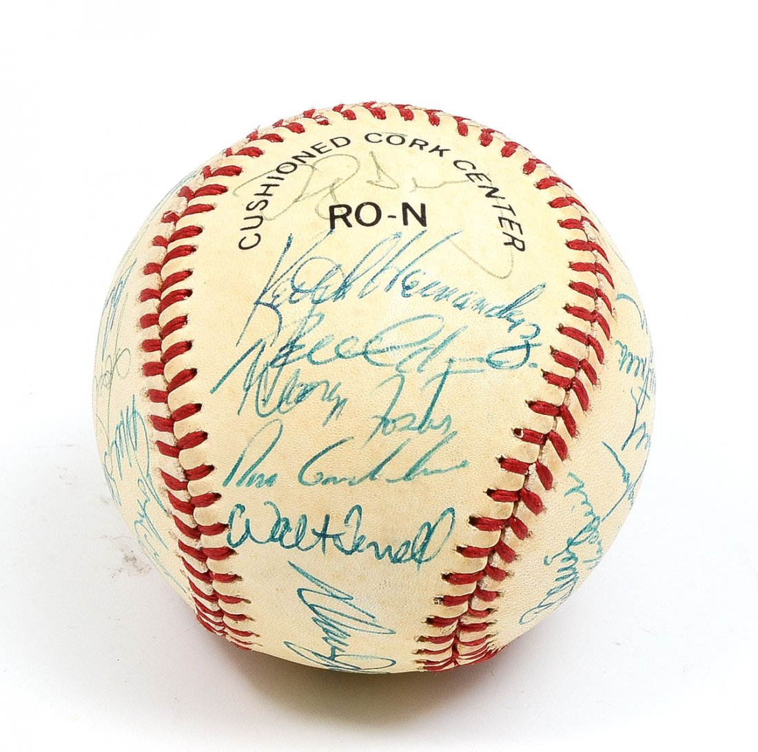 EARLY 1980S NEW YORK METS AUTOGRAPHED BASEBALL: EARLY 1980S NEW YORK METS AUTOGRAPHED BASEBALL: National League signed ball with notable names including Ray Knight, Tom Gorman, Jose Oquendo, Jessie Orosco, Mookie Wilson, Davie Johnson, Ron Gardenhi