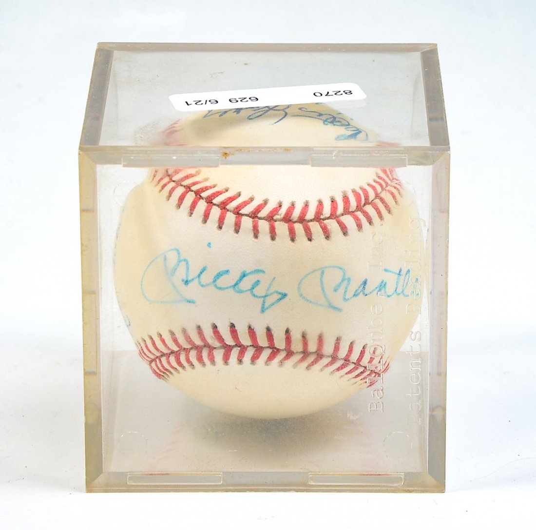 NEW YORK YANKEES TEAM SIGNED MAJOR LEAGUE BASEBALL: EXCEPTIONAL NEW YORK YANKEES TEAM SIGNED MAJOR LEAGUE BASEBALL: Mickey Mantle on the sweet spot, Moose Scowron, Ralph Houk, Randy Huntley, Hector Lopez, and Hoyt Wilhelm. Official American League ball