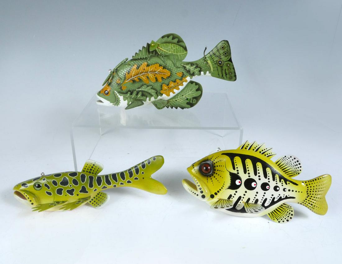 THREE EXCEPTIONAL FISH DECOYS (1 of 3)