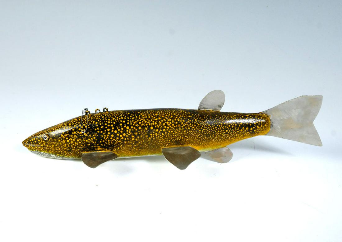 LARGE BLACK AND YELLOW SPOTTED MUSKIE DECOY BY AAG (1 of 3)