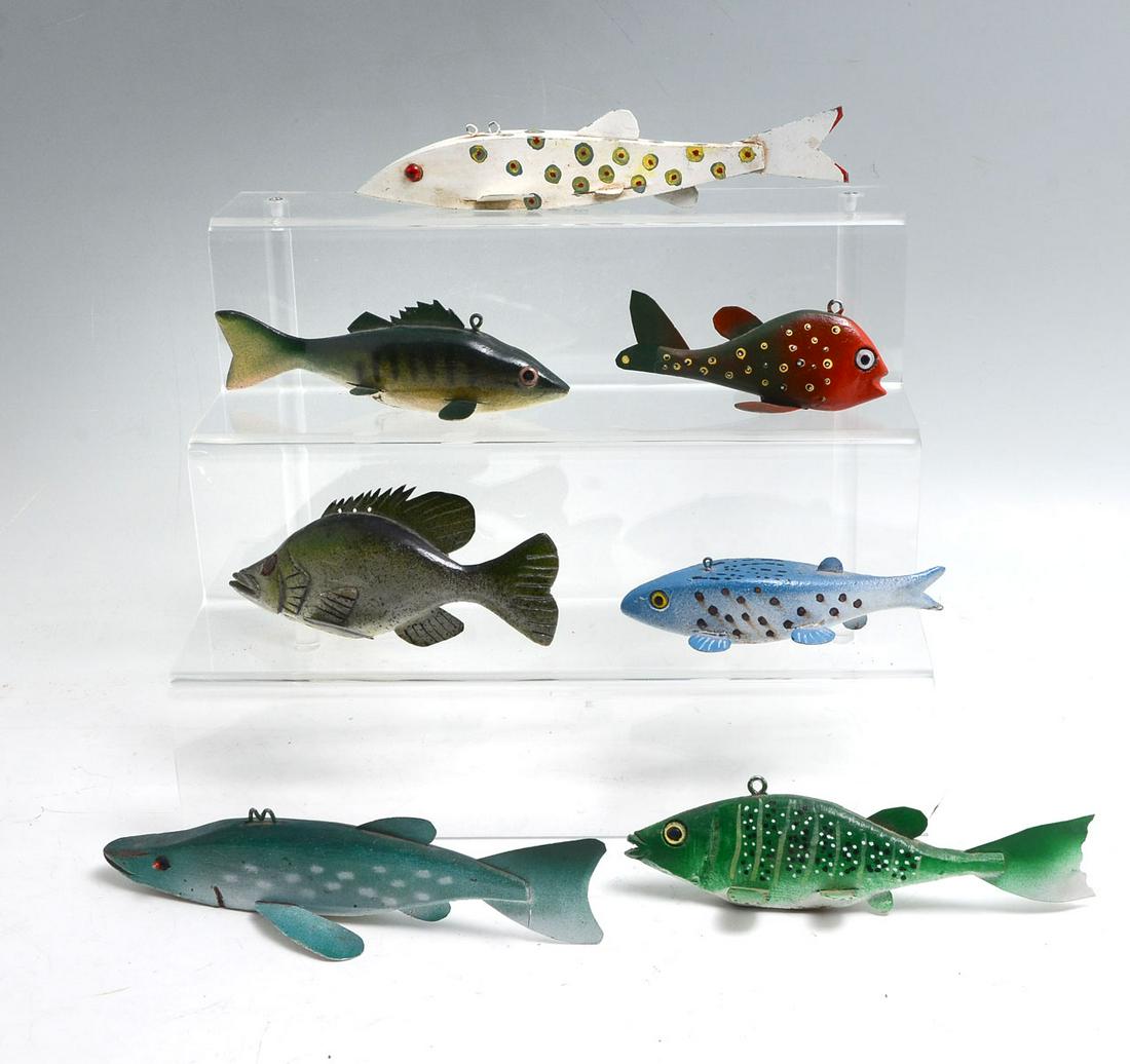 SEVEN JOHN SAMUELSON CARVED AND PAINTED FISH DECOY (1 of 3)