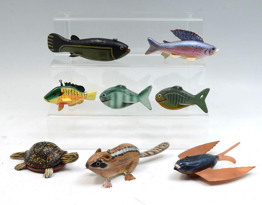EIGHT PIECE FISH DECOY LOT (1 of 3)