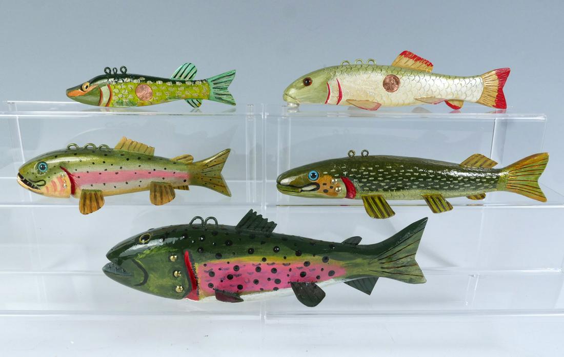 FIVE PIECE DENNY ECKERT FISH DECOY LOT (1 of 3)