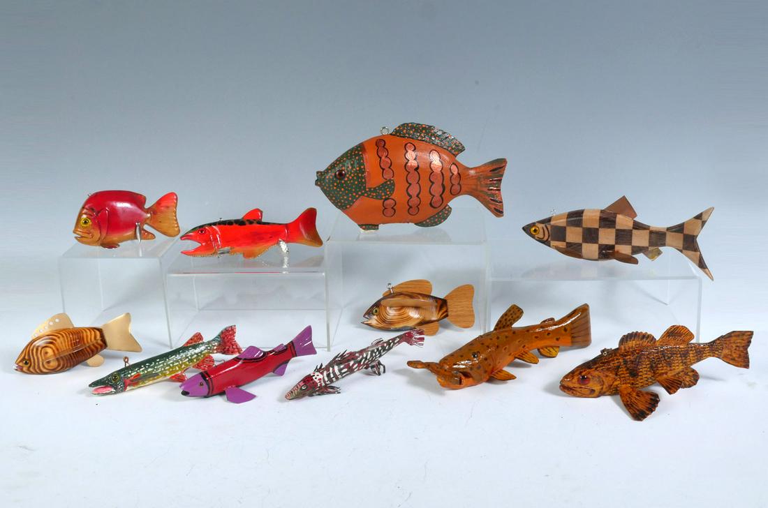 ELEVEN PIECE FISH DECOY LOT (1 of 3)
