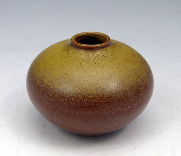 MINIATURE HENNING KOPPEL DANISH POTTERY VASE: MINIATURE HENNING KOPPEL DANISH POTTERY VASE: Humlebaek Denmark. 1 3/4" tall, 2 1/2" at the widest diameter. Impressed HK.