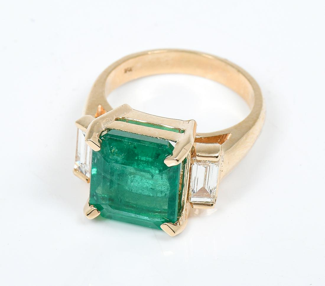 18K 5.56 CTW EMERALD & DIAMOND RING (1 of 5)
