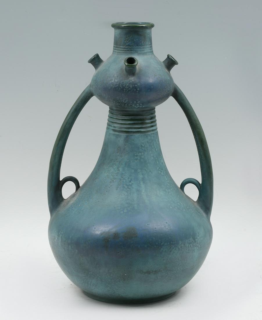 AMPHORA DOUBLE HANDLE VASE (1 of 4)