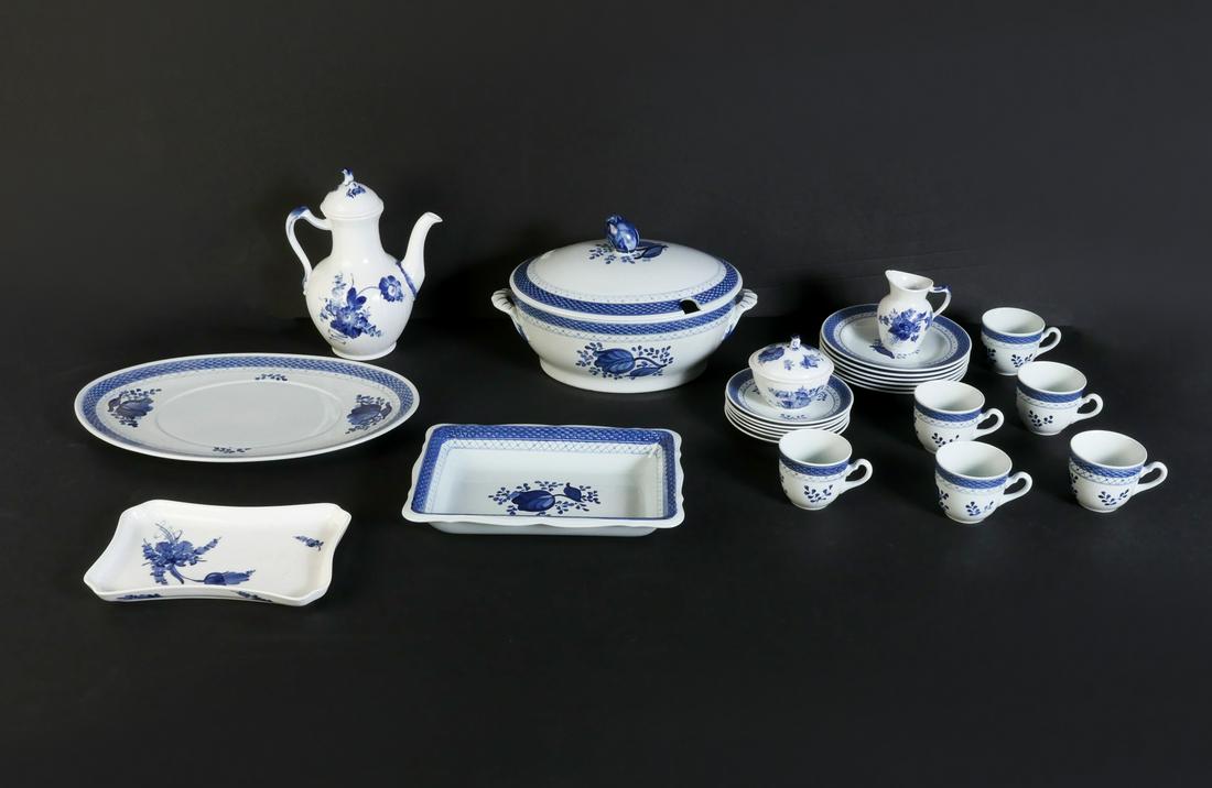 24 PC. ROYAL COPENHAGEN PORCELAIN (1 of 8)