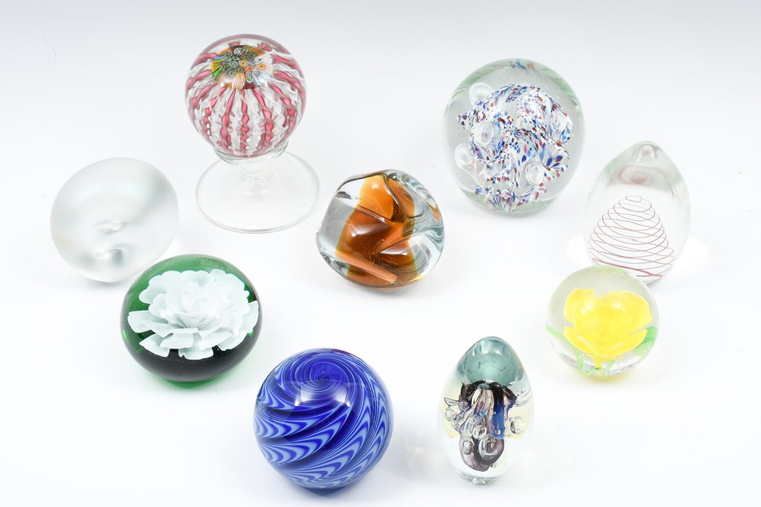 9 PC. ART GLASS PAPERWEIGHT COLLECTION (1 of 3)