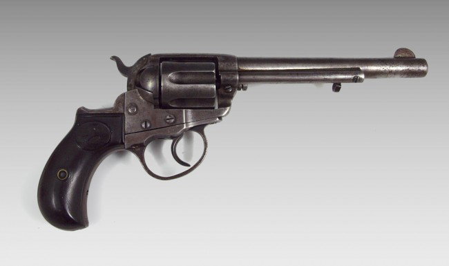 COLT 1877 LIGHTNING DOUBLE ACTION PISTOL: COLT 1877 LIGHTNING DOUBLE ACTION PISTOL: .41 cal., late 19th century production, 6'' barrel with ejector. Hard rubber grips with Colt emblem. Dull grey finish. Action works. 10'' overall.