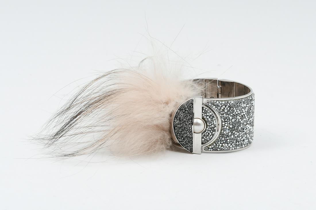 FENDI SILVER CRYSTAL & FOX FUR BANGLE BRACELET (1 of 3)