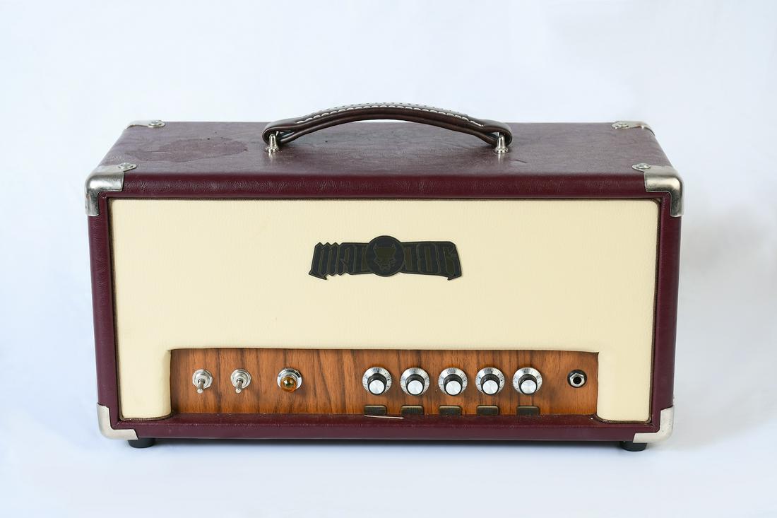 MAD DOG HENRY AMPLIFIER (1 of 4)